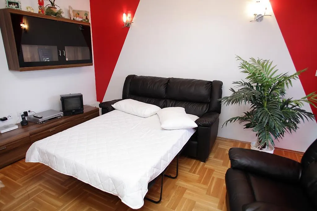 Apartment Marina Traù
